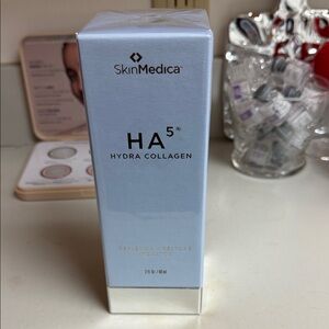 SkinMedica HA5 Hydra Collagen Serum - Light Blue